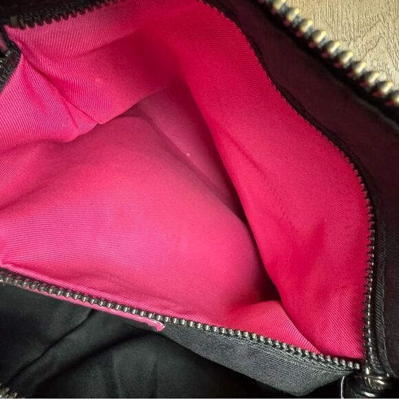 Elliot Lucca | Black Leather Two Way Crossbody Bag‎ - Picture 6 of 11